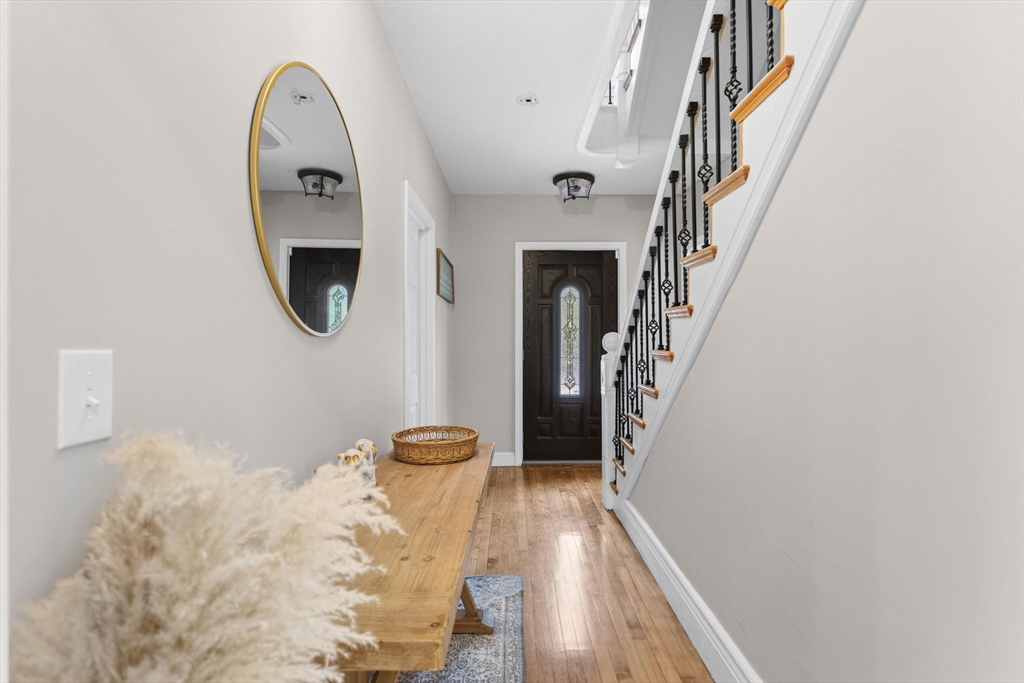 1159 River Road Agawam, MA 01001 - Photo 5 of 42