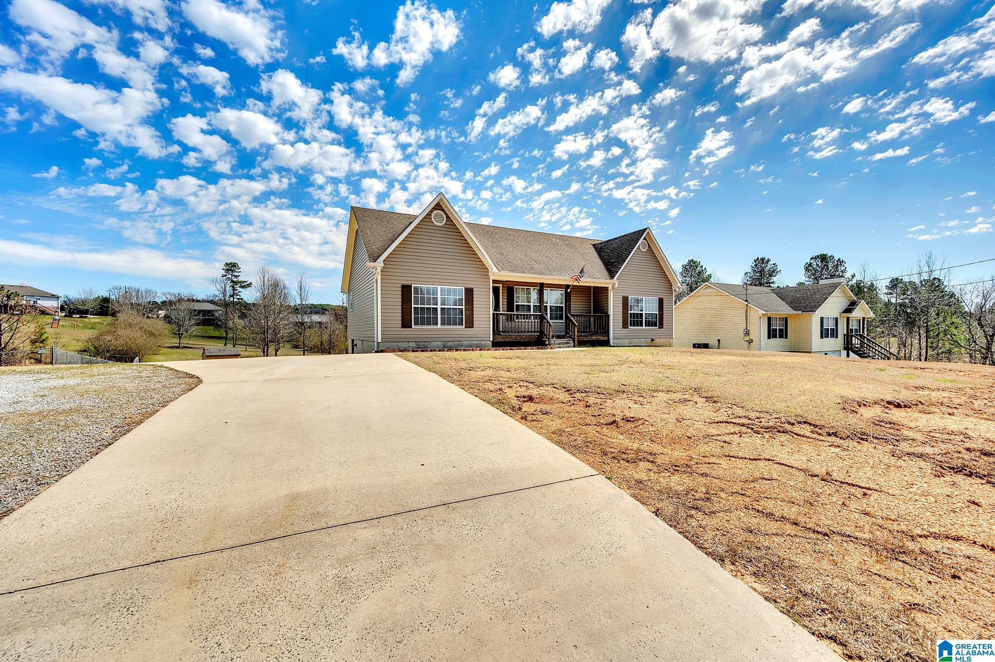 121 Miranda Road Warrior, AL 35180 - Photo 3 of 23