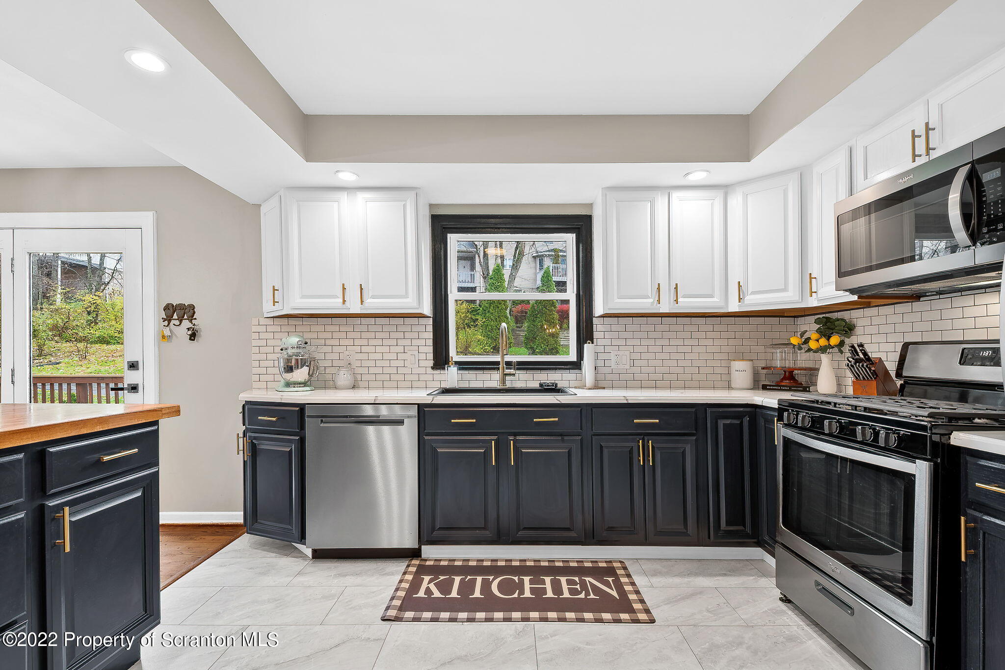 232 Fairview Road Clarks Green, PA 18411 - Photo 6 of 35 Gallery Image 6