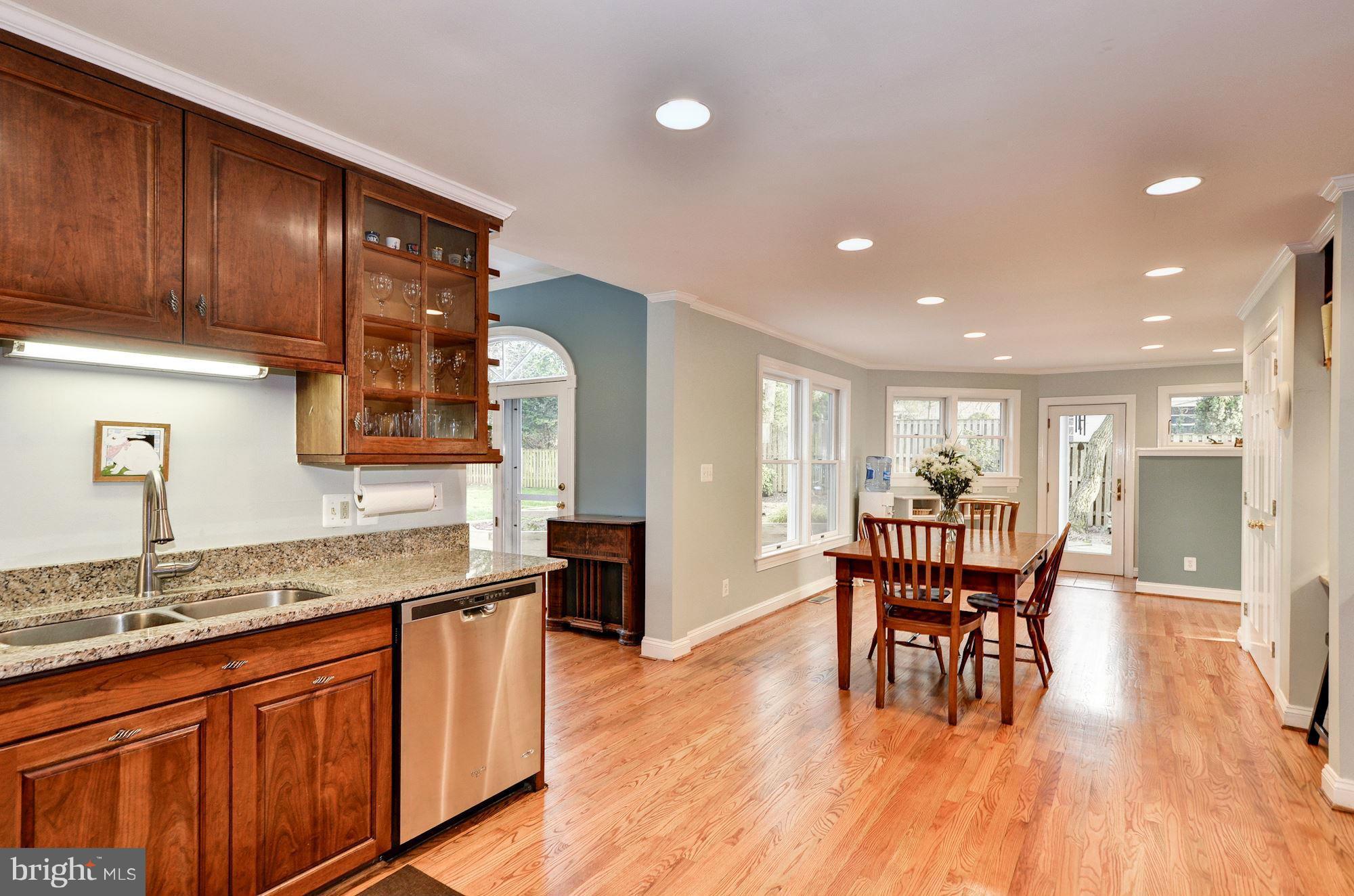 7827 Aberdeen Road Bethesda, MD 20814 - Photo 7 of 30 Kitchen with large Breakfast area