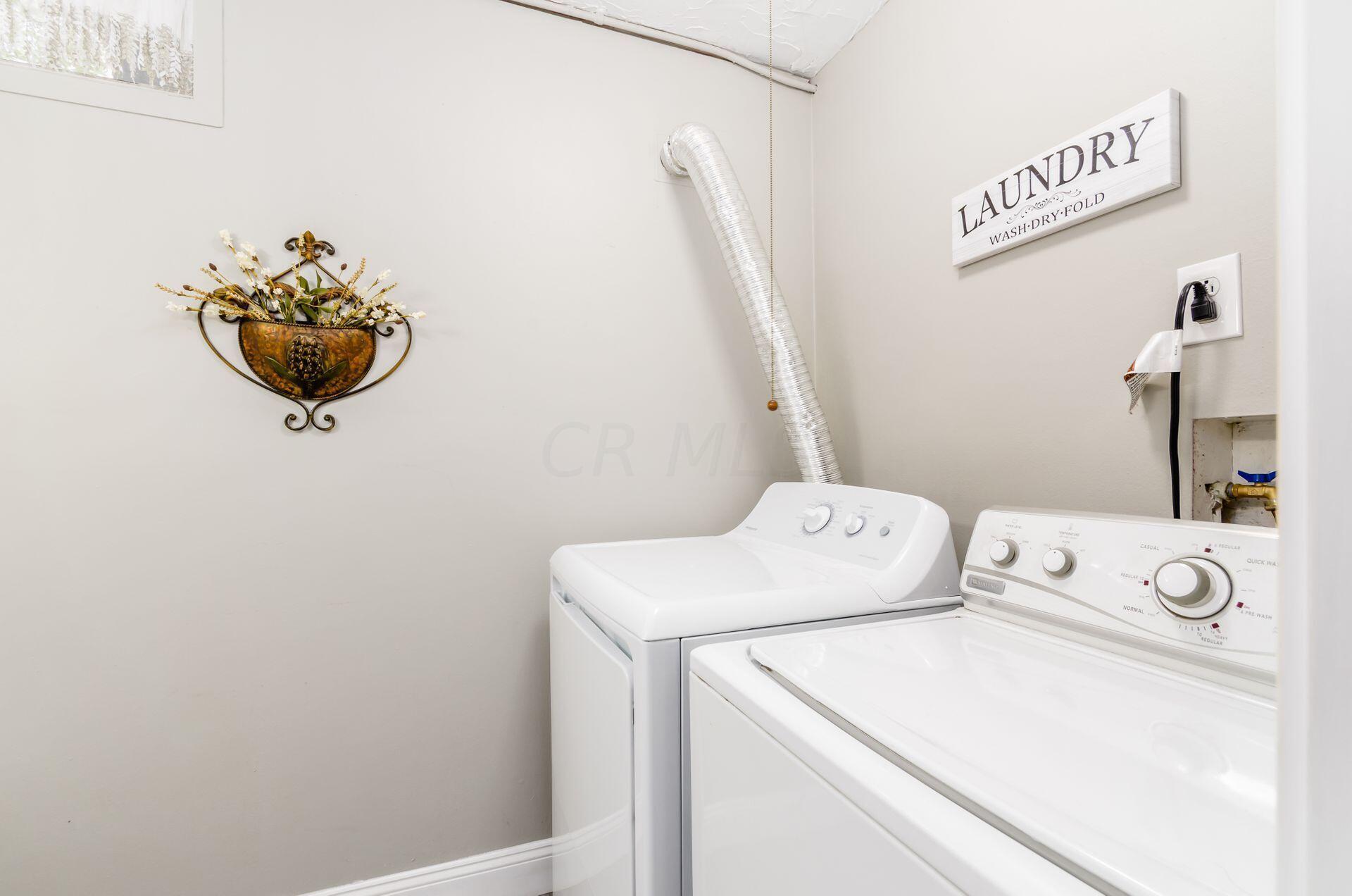 5488 Darcy Road Columbus, OH 43229 - Photo 41 of 48 Laundry Room