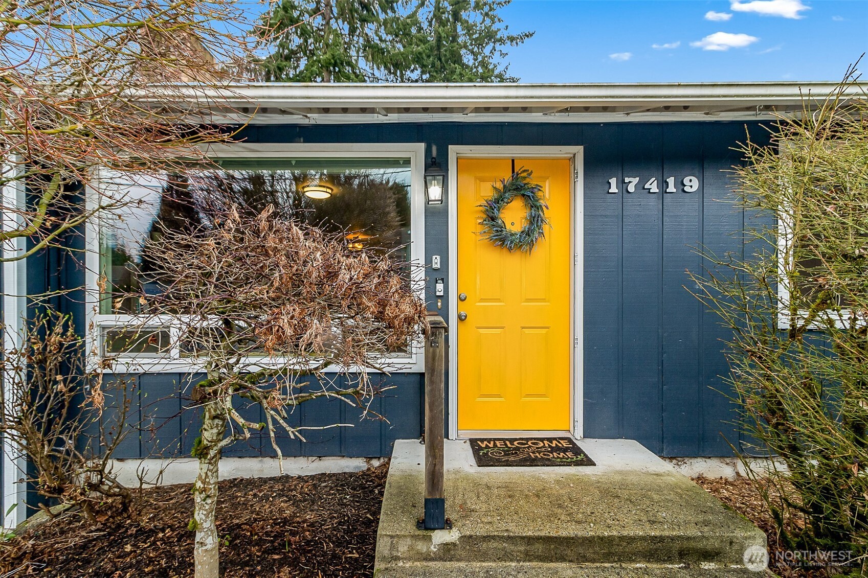 17419 Gravenstein Road Bothell, WA 98012 - Photo 3 of 30