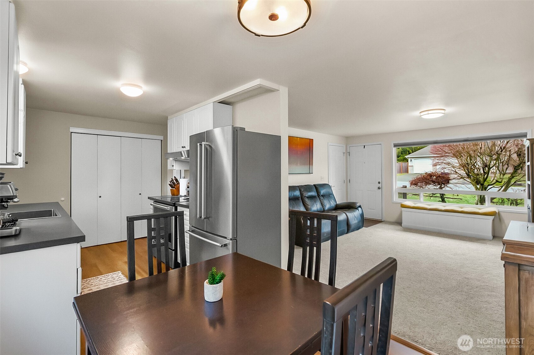17419 Gravenstein Road Bothell, WA 98012 - Photo 8 of 30