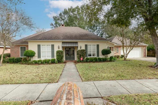 $450,000 | 212 Aberdeen Drive, Lafayette, LA 70508