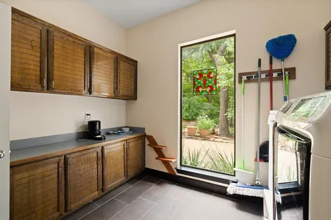 $869,900 | 613 Armadillo Court, Cedar Hill, TX 75104