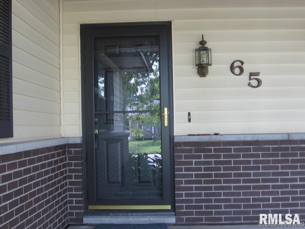 65 Foresters Lane Springfield, IL 62704 - Photo 4 of 28