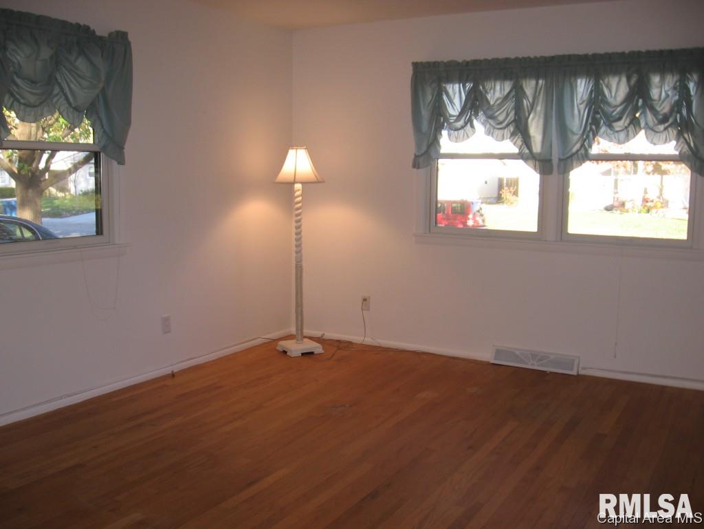 65 Foresters Lane Springfield, IL 62704 - Photo 9 of 28