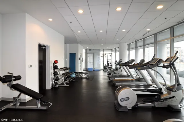 $3,400 | 303 West Ohio Street, Unit 3003, Chicago, IL 60654