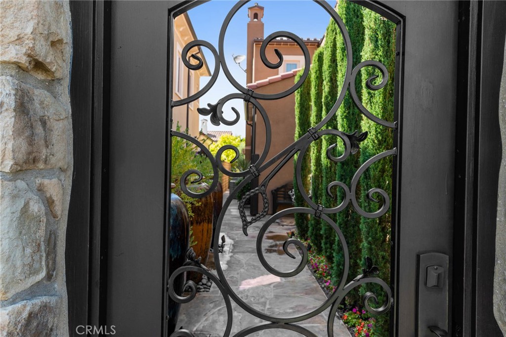 7 Zephyr Irvine, CA 92602 - Photo 7 of 52