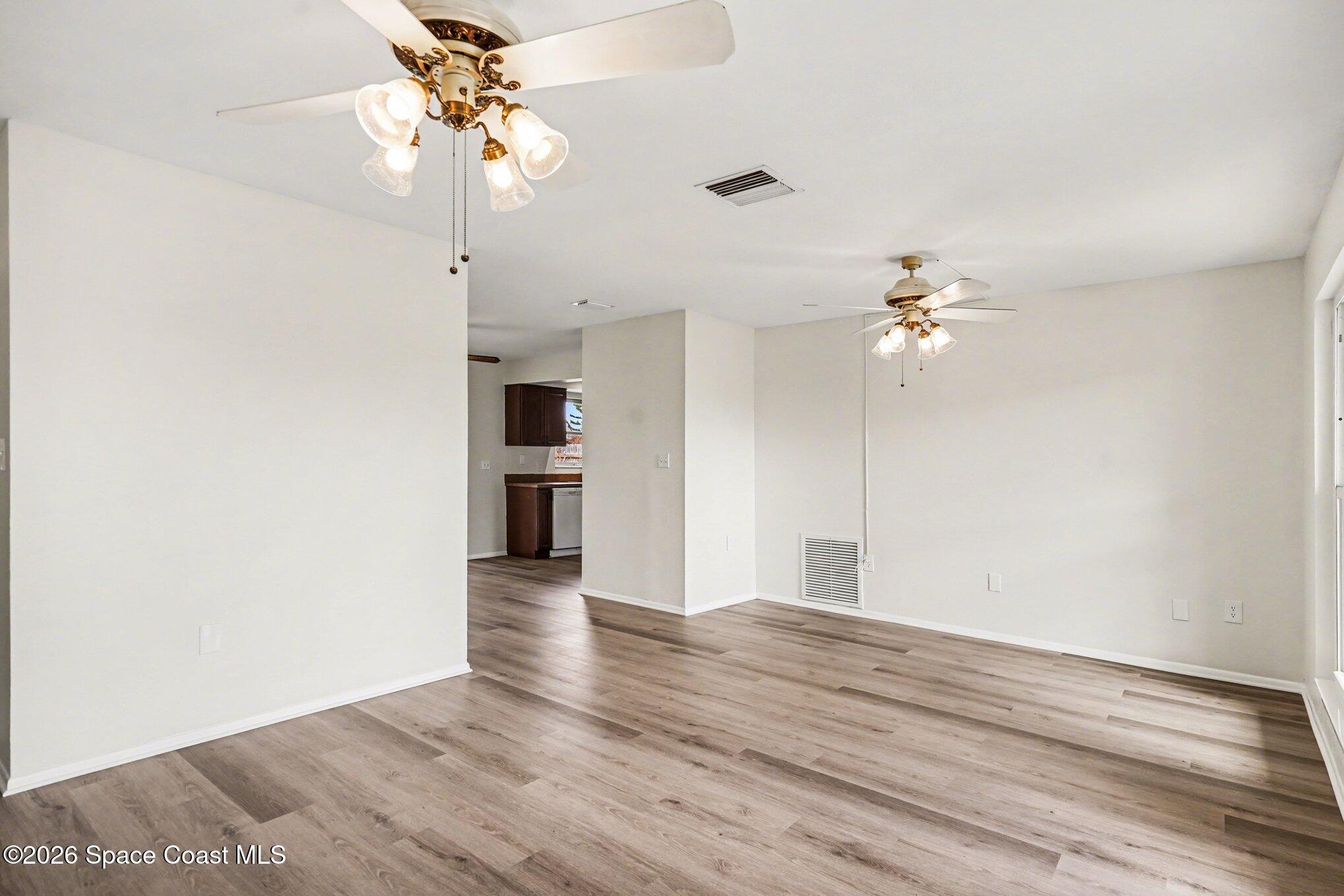 770 Mohawk Avenue Melbourne, FL 32935 - Photo 6 of 28 005_file_1593