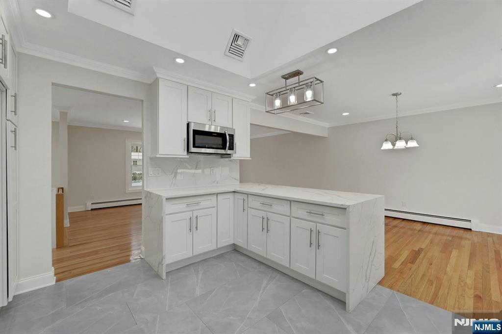 108 Packanack Lake Road Wayne, NJ 07470 - Photo 14 of 35