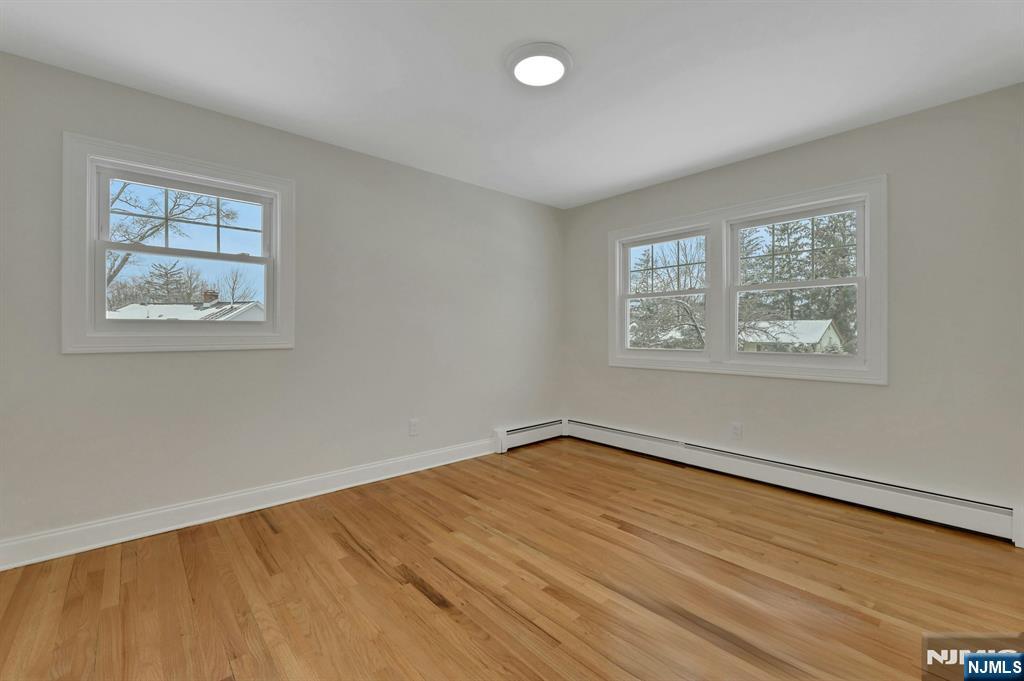 108 Packanack Lake Road Wayne, NJ 07470 - Photo 19 of 35