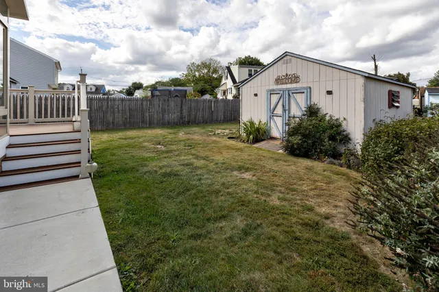 $344,900 | 209 Lake Drive, Bellmawr, NJ 08031