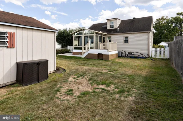 $344,900 | 209 Lake Drive, Bellmawr, NJ 08031