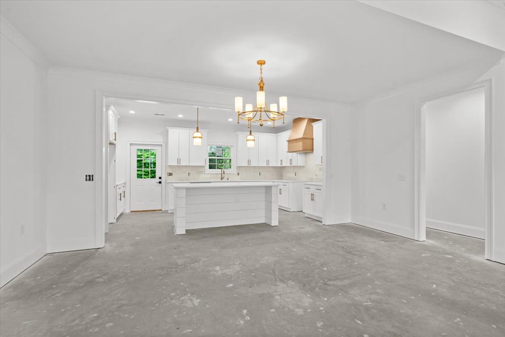 107 West Riley Street Chatsworth, GA 30705 - Photo 8 of 40 Gallery Image 8