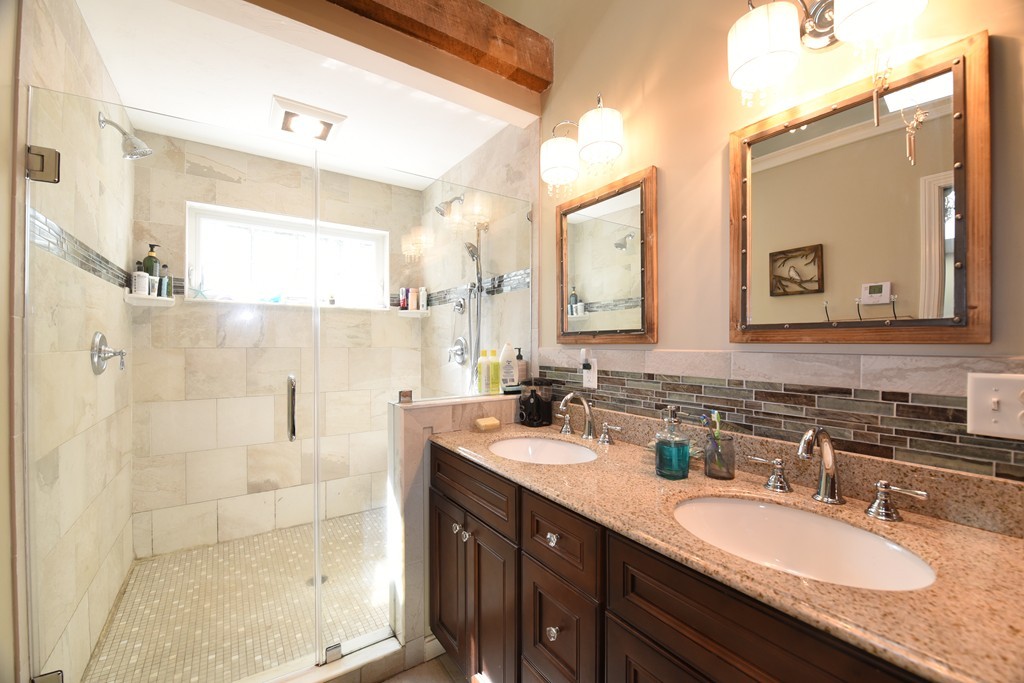 46 East Howland Road Freetown, MA 02717 - Photo 12 of 30