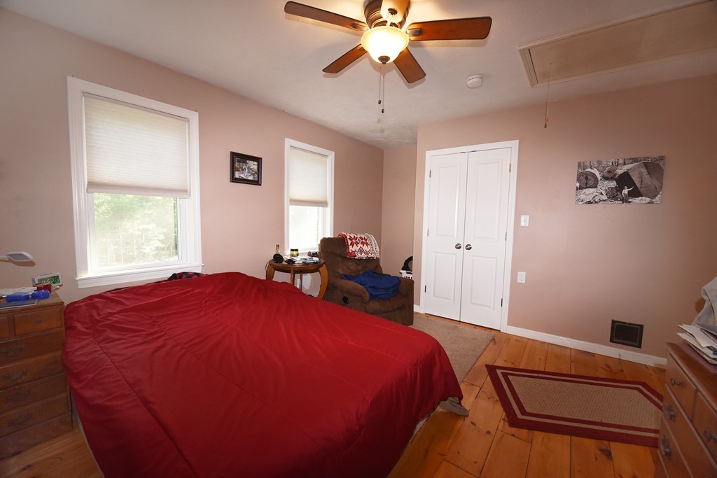 46 East Howland Road Freetown, MA 02717 - Photo 18 of 30