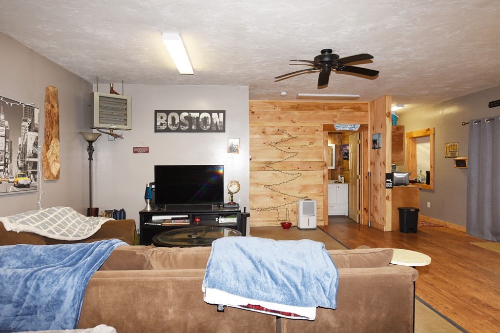 46 East Howland Road Freetown, MA 02717 - Photo 23 of 30