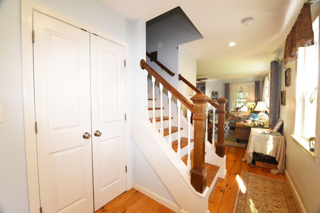 46 East Howland Road Freetown, MA 02717 - Photo 9 of 30