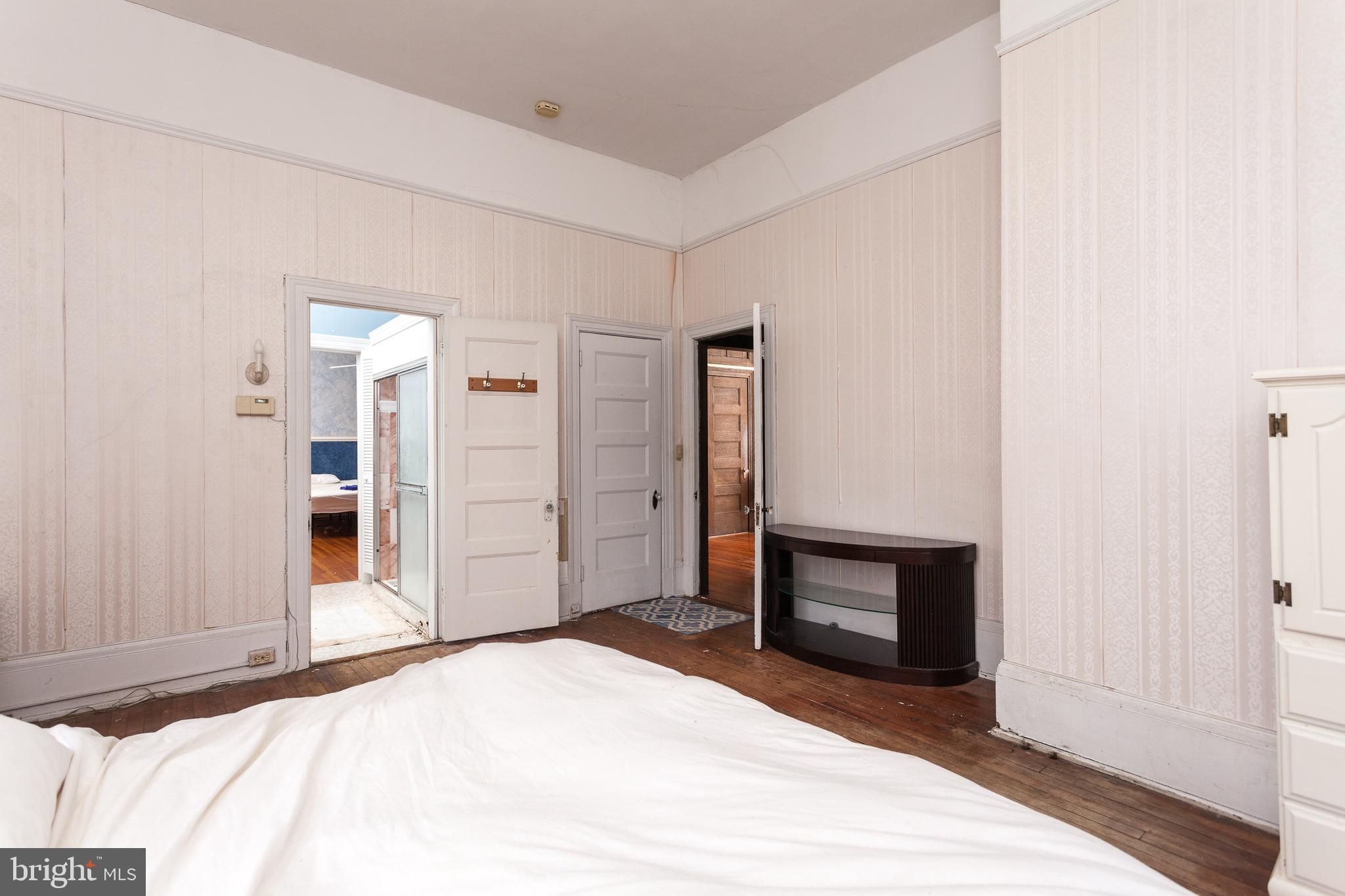 116 Ridgewood Road Baltimore, MD 21210 - Photo 26 of 34 Bedroom 4