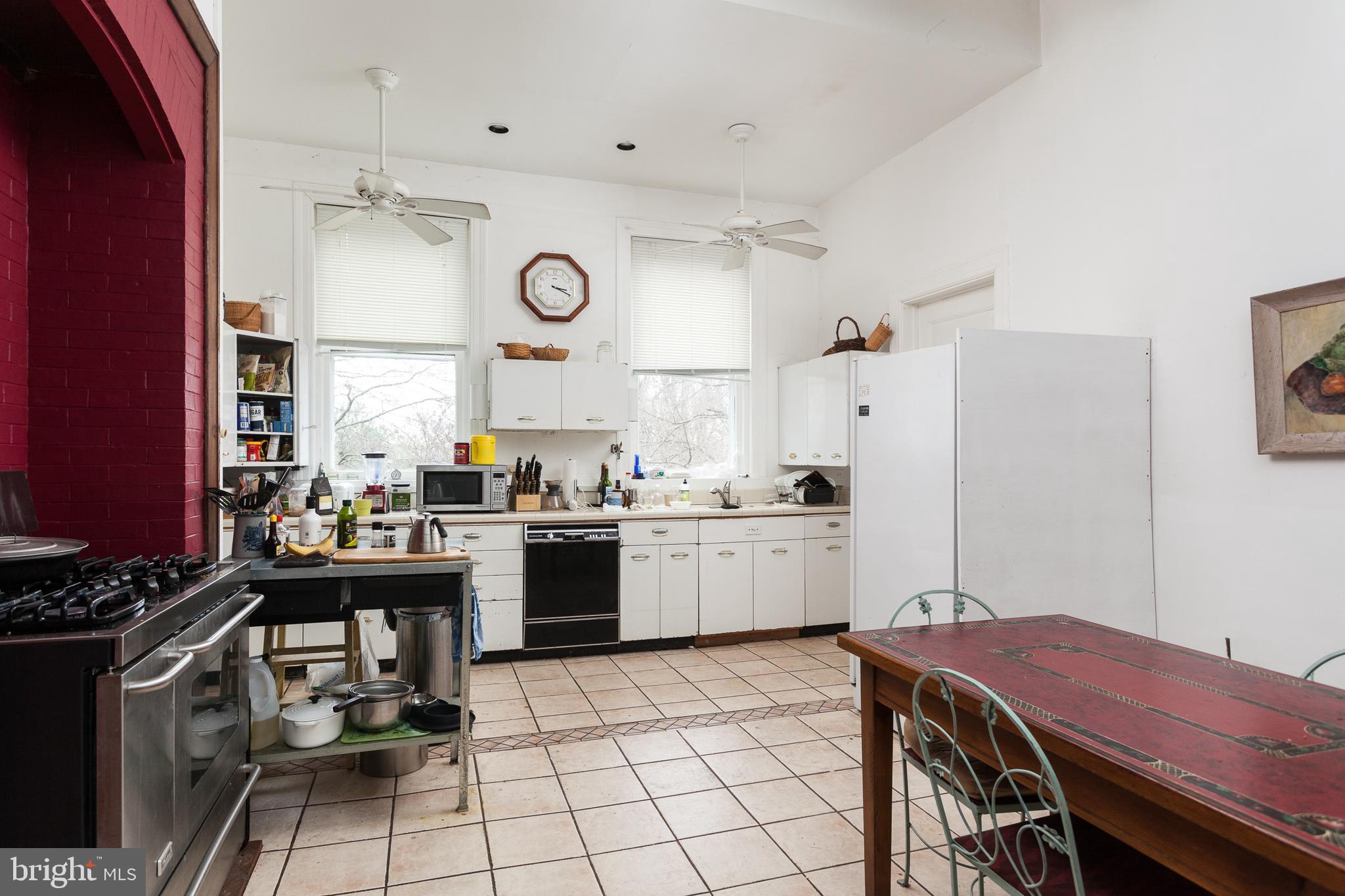 116 Ridgewood Road Baltimore, MD 21210 - Photo 10 of 34 Kitchen