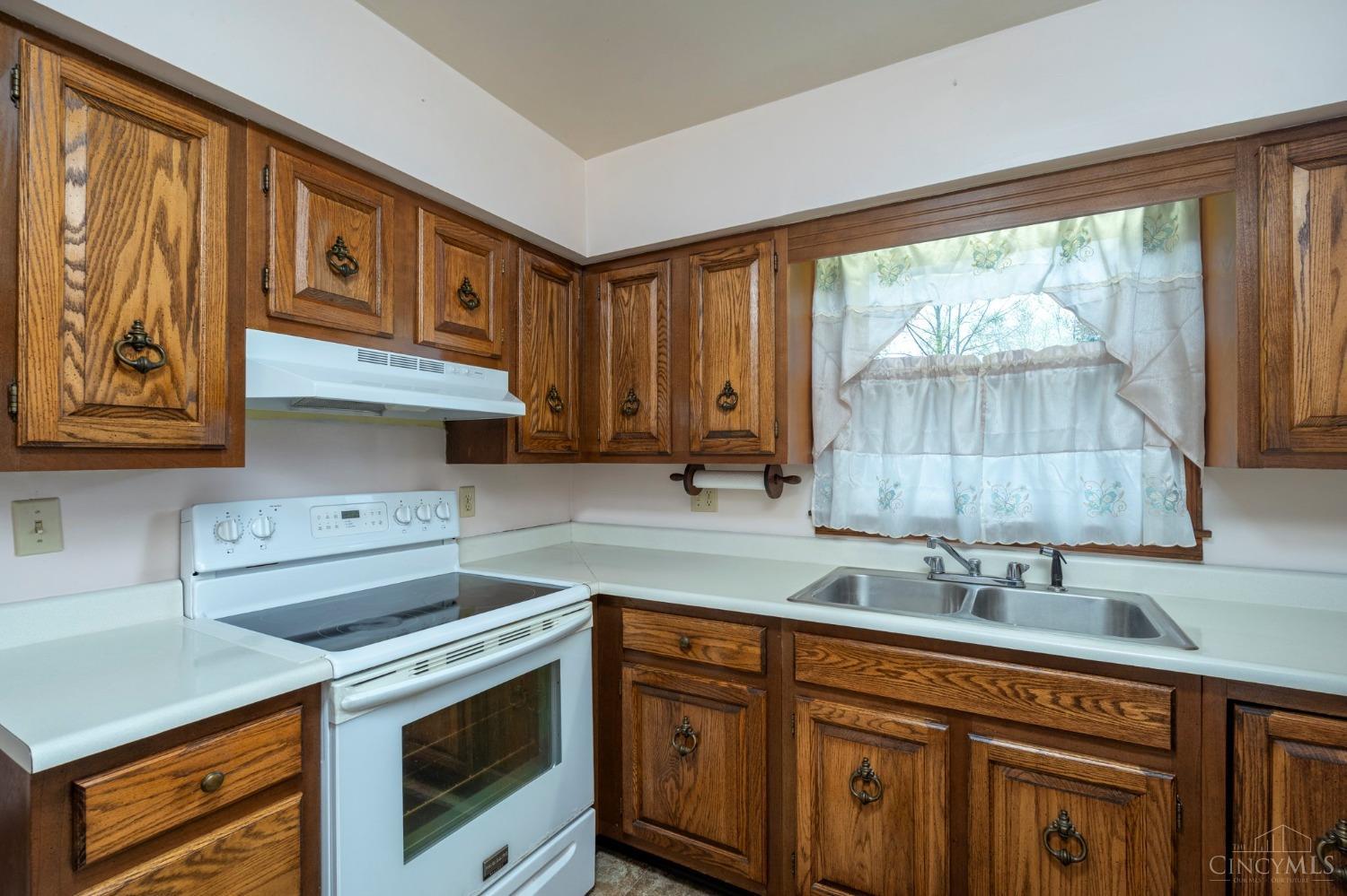 7012 Roush Road Hillsboro, OH 45133 - Photo 10 of 22 Gallery Image 10