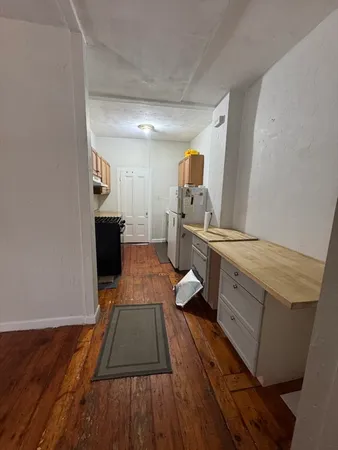 $2,100 | 156 Webster Street, Unit 3, Boston, MA 02128