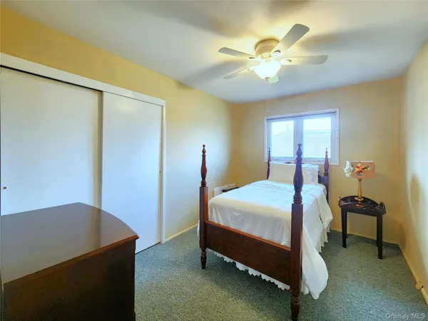 $1,250,000 | 7 Market Drive, Syosset, NY 11791