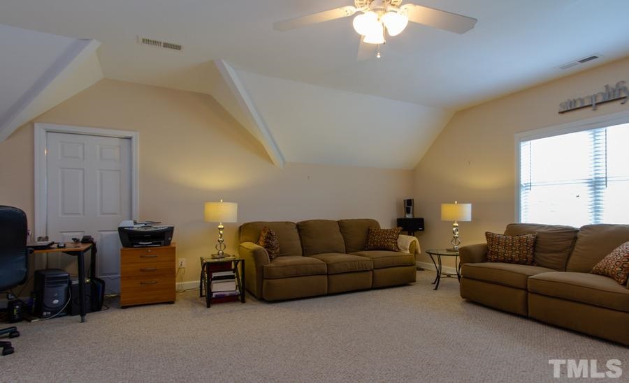 9204 Little Ridge Place Zebulon, NC 27597 - Photo 14 of 19 Gallery Image 14