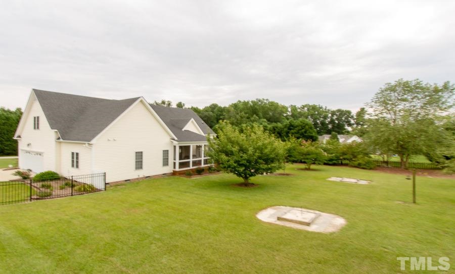 9204 Little Ridge Place Zebulon, NC 27597 - Photo 18 of 19 Gallery Image 18