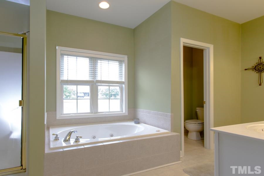 9204 Little Ridge Place Zebulon, NC 27597 - Photo 10 of 19 Gallery Image 10