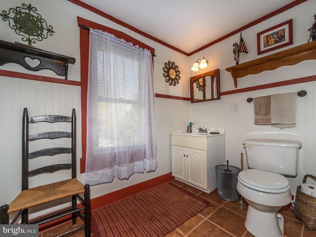 2163 Cloverleaf Road Mount Joy, PA 17552 - Photo 17 of 29