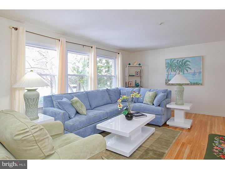 209 Sandringham Road Cherry Hill, NJ 08003 - Photo 2 of 12