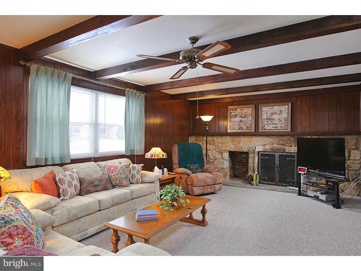 209 Sandringham Road Cherry Hill, NJ 08003 - Photo 7 of 12