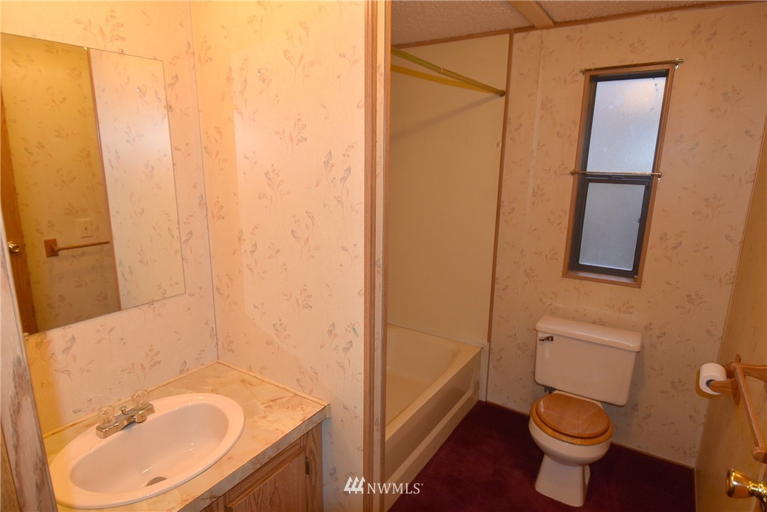7958 Crockett Road Blaine, WA 98230 - Photo 11 of 24 Gallery Image 11