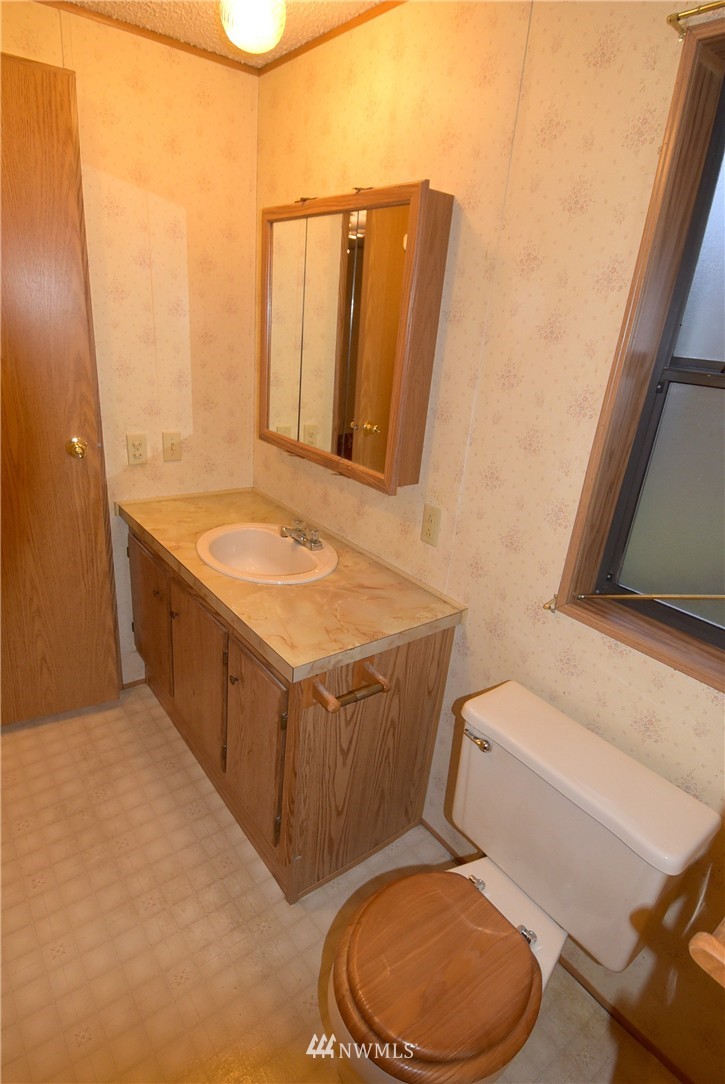 7958 Crockett Road Blaine, WA 98230 - Photo 12 of 24 Gallery Image 12