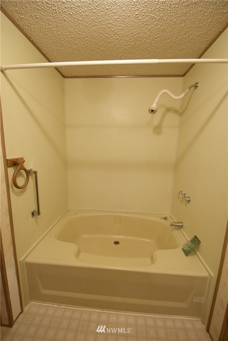 7958 Crockett Road Blaine, WA 98230 - Photo 14 of 24 Gallery Image 14