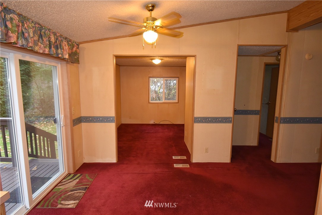 7958 Crockett Road Blaine, WA 98230 - Photo 4 of 24 Gallery Image 4
