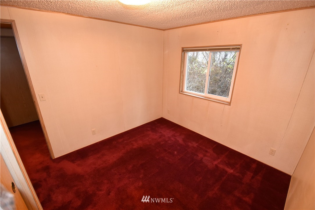 7958 Crockett Road Blaine, WA 98230 - Photo 9 of 24 Gallery Image 9