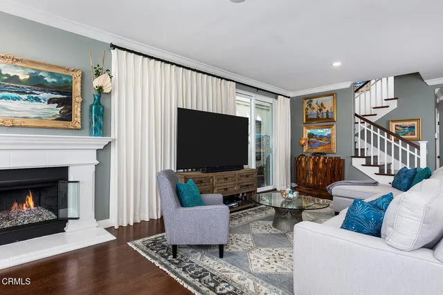 $2,299,000 | 411 22nd Street, Huntington Beach, CA 92648