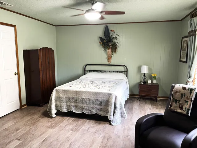 $370,000 | 403 North Hall Street, Fairfield, TX 75840