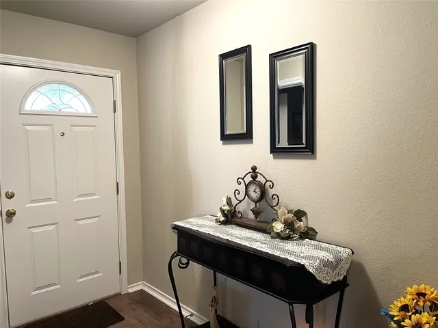 $370,000 | 403 North Hall Street, Fairfield, TX 75840