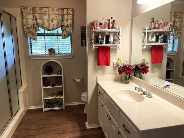 $370,000 | 403 North Hall Street, Fairfield, TX 75840