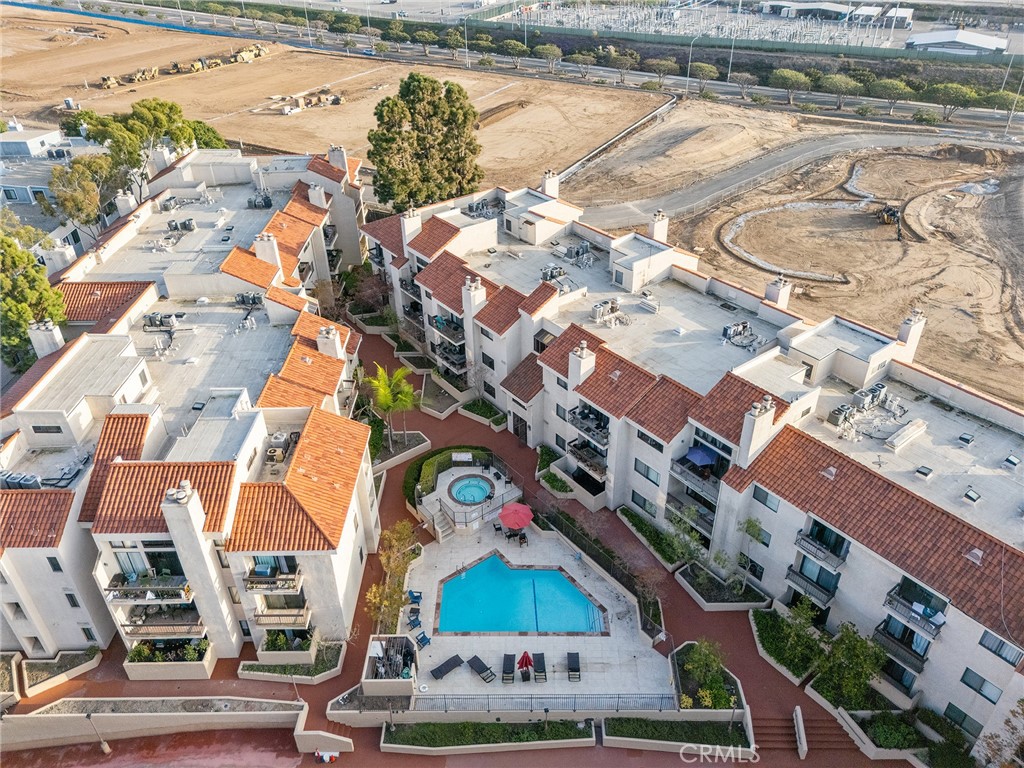 8180 Manitoba Street, Unit 302 Playa del Rey, CA 90293 - Photo 28 of 31 an aerial view of residential houses with outdoor space