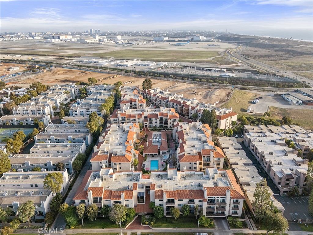 8180 Manitoba Street, Unit 302 Playa del Rey, CA 90293 - Photo 29 of 31 a view of city and ocean with beach