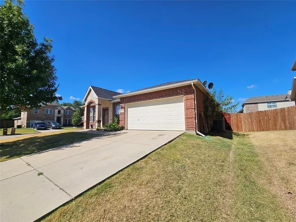 $2,100 | 3436 Replay Lane, Little Elm, TX 75068