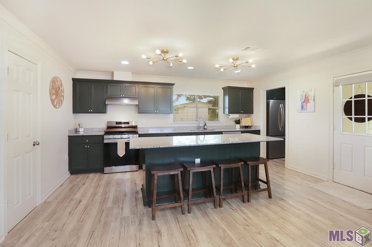 40490 Barden Road Gonzales, LA 70737 - Photo 2 of 18 Gallery Image 2