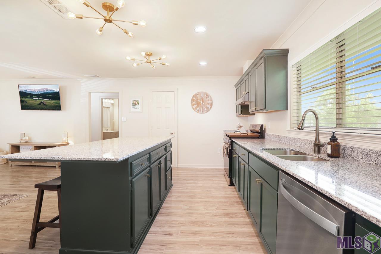 40490 Barden Road Gonzales, LA 70737 - Photo 7 of 18 Gallery Image 7