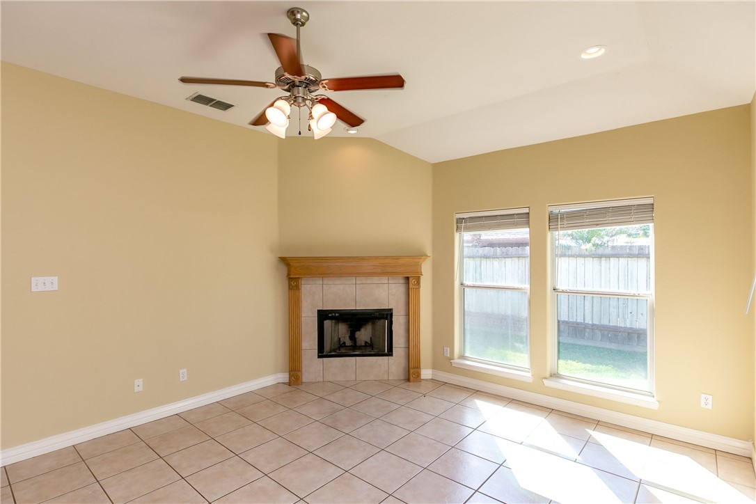 8209 Tango Circle Corpus Christi, TX 78414 - Photo 2 of 28 a view of an empty room with a window