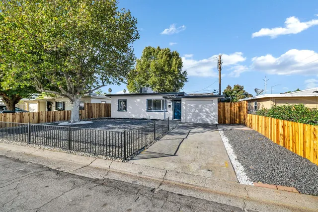 $385,000 | 2155 Whippoorwill Lane, Sacramento, CA 95821